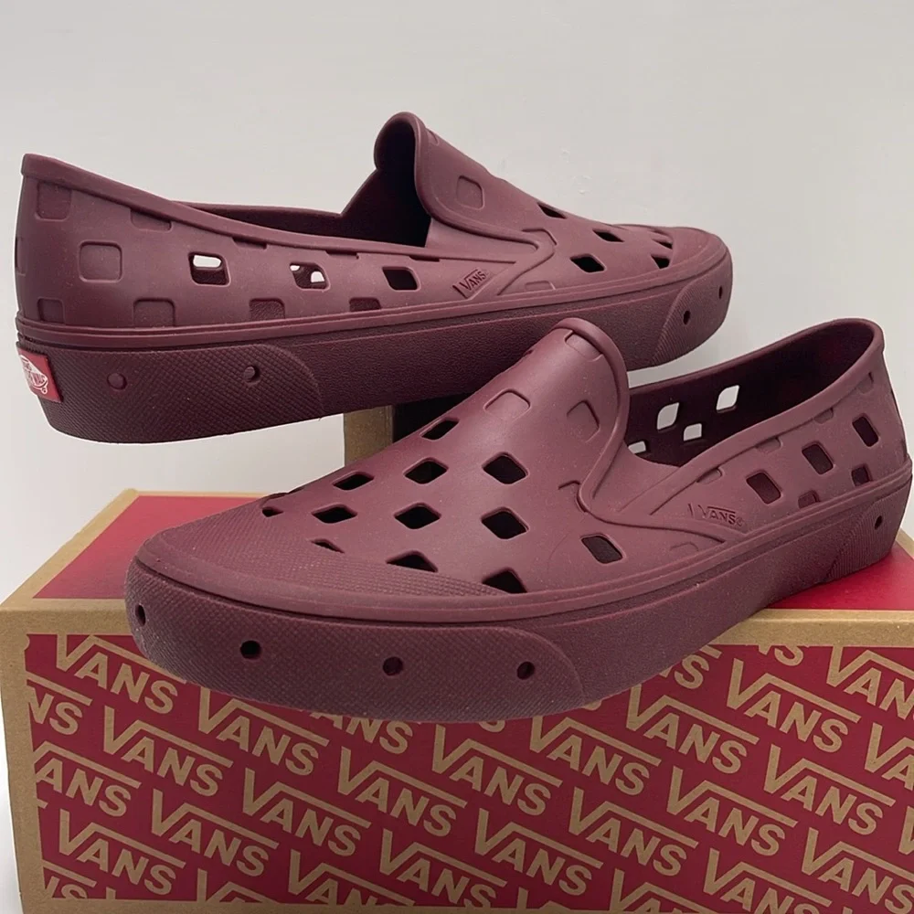 Vans Men’s Slip-On Trk
Tawny Port
VN0A5HF8TWP
Sneakers - Picture 8 of 16